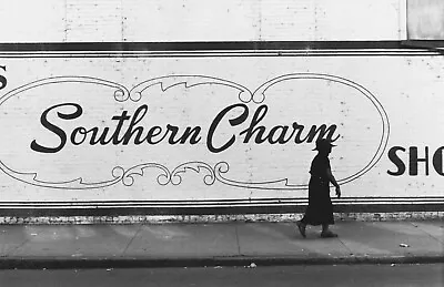 Elliott ERWITT: Southern Charm Alabama 1955 / Silver / Printed 1977 / SIGNED! • $1750