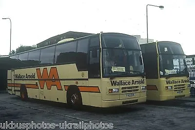 Wallace Arnold F413DUG & H630UWR Bus Photo • £2.70