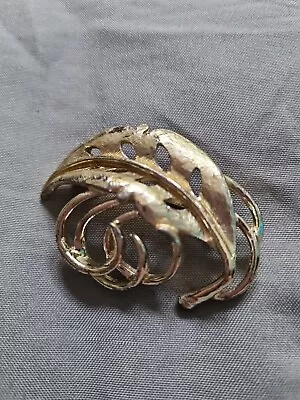 Gold Tone Vintage Feather / Leaf Brooch Mid Century • £4.75