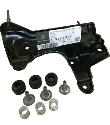 Mercedes Benz OEM Suspension Air Compressor Bracket Kit W220 S500 430 2203200043 • $150