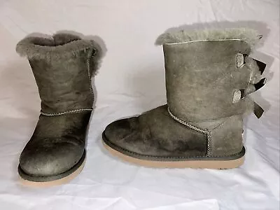 UGG Australia Women’s Green Bailey Bow Ll Boots Suede 1002954 Size 6 M Winter • $24.99