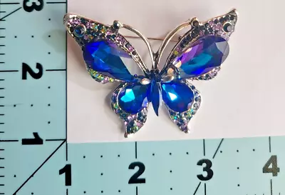 Butterfly Pin Brooch Fashion Costume Jewelry FAST Free Shipping • $11.99