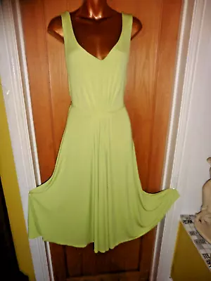 Gorgeous Stretchy Lime Green Summer Cocktail Party Wallis Dress Size 16 • £6.99