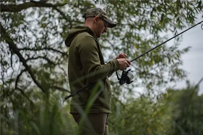 Korda KORE Zip Pro Hoodie Olive Carp Match Coarse Clothing All Sizes • £44.98