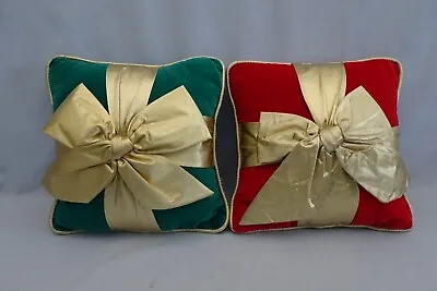 $19.89 • Buy 2 Vintage Lillian Vernon Holiday Christmas Velvet Pillows Red Green W Gold Bows
