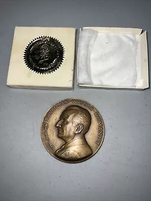 Felix Marti-Ibanez 20th Anniversary MD Bronze Original Box 1977 Medallic Art • $5.40