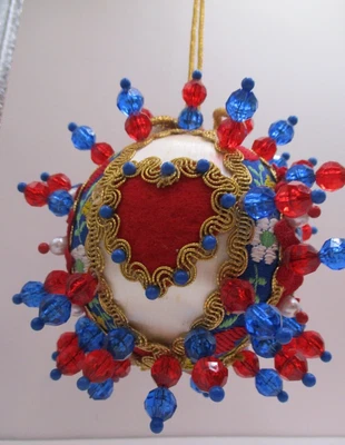 £19.03 • Buy Vtg Folk Art Style  Beaded Push Pin (Hand Made)  White Satin Christmas  Ornament