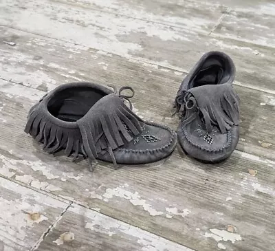 Woman's Manitobah MukLuks Paddle Fringe Moccasin Beaded Leather Vibranm Booties • $20