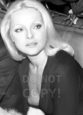 8x10 Photo Virna Lisi Pretty Sexy 1960s Movie Star Out & About • $10