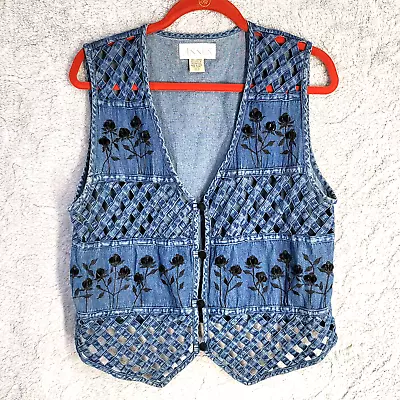 $24.77 • Buy Casual Corner Annex Denim Vest With Weaved Pattern & Roses Size Large Pre-Owned