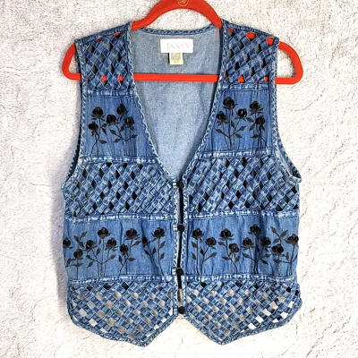 $24.77 • Buy Casual Corner Annex Denim Vest With Weaved Pattern & Roses Size Large Pre-Owned