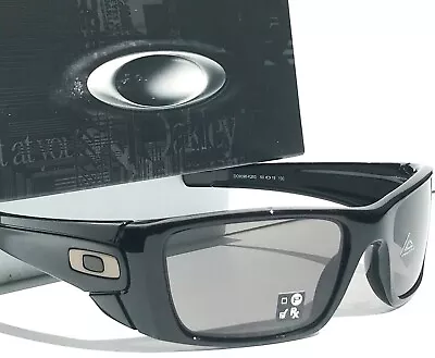 NEW* OAKLEY FUEL CELL Black Polished W PRIZM Grey Lens Sunglass 9096-K2 • $89.87