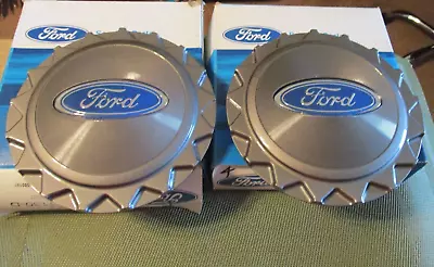 NOS 1992-1993 Ford Crown Victoria Wheel Cover Ornament Set • $27.99