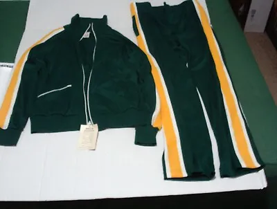 Sports Action Warm - Up - Suit Full Zipp Up Suit Size Medium • $50