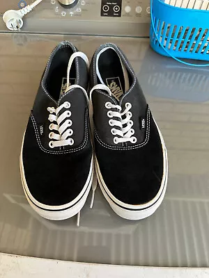 VANS VEE3 Men's Shoes - Black • $40