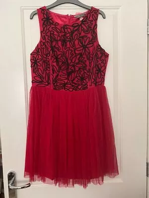 Lipsy Cornelli Lace Mesh Skater Dress • $22.40