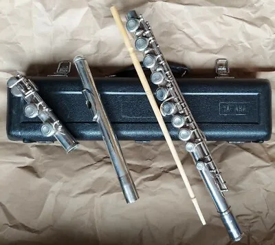 Yamaha YFL-221 Flute Japan Very Good Condition • $711.65