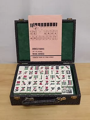 Vintage Mahjong Set In Case - Green & White Tiles - 144 + 4 Spare & 4 Dice • £37.99