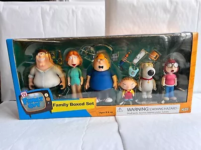 Bnib Mezco Toyz Family Guy Family Boxed Set Action Figures Set 6 Inches Unopened • £119.99