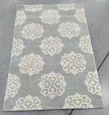 GREY / IVORY 3'-6  X 5'-6  Back Stain Rug Reduced Price 1172701424 SOH724C-4 • $62