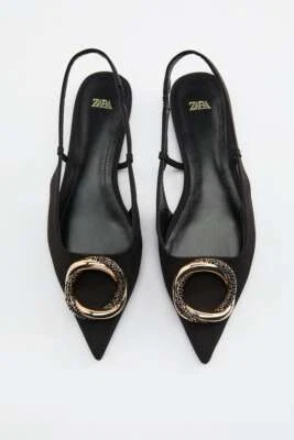 $59 • Buy Zara NEW EMBELLISHED FLAT SHOES , Size 8 (4 Photos)