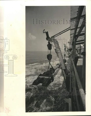 $19.99 • Buy 1965 Press Photo Langfitt Pipeline Assemblies Vacuum Deposit From River Bottom