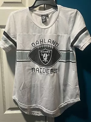 NFL  Team Apparel Oakland Raiders Women’s Soft Mesh Jersey; Large; Wht/Blk/Gry • $27.50