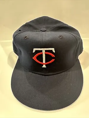 VINTAGE New Era Minnesota Twins Hat Cap Fitted 7 5/8 Baseball MLB Twin City K • $39.99