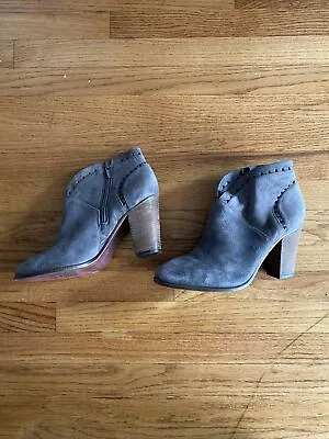 Women Size 9 Vince Camuto VC Fritan Gray Ankle Boots • $27