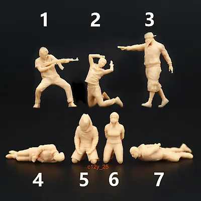 Miniatures 1/43 Kidnap Men Girl Scene Props Figures Model For Cars Vehicles Toys • £59.99