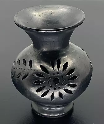 Vintage Oaxaca - Mexican Black Pottery Barro Negro Handmade Flower Art Vase 4  • $9.99