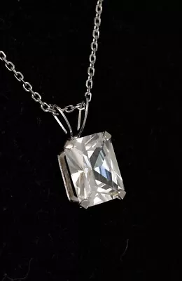 GENUINE 1.26 Cts WHITE SAPPHIRE PENDANT 14K WHITE GOLD  - NWT • $0.99