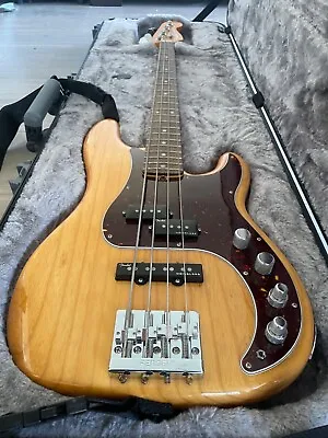 Fender American Ultra Precision Bass - Rosewood Fingerboard - Aged Natural • $3000