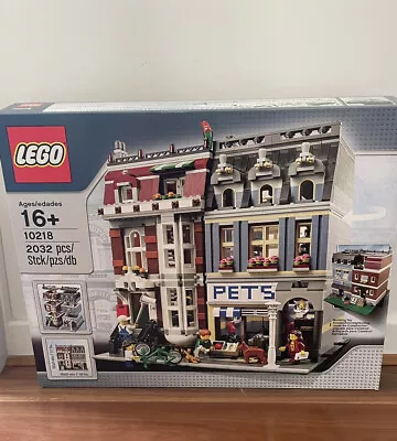 10218 LEGO CREATOR EXCLUSIVE 3 In 1 Pet Shop BRAND NEW • $550