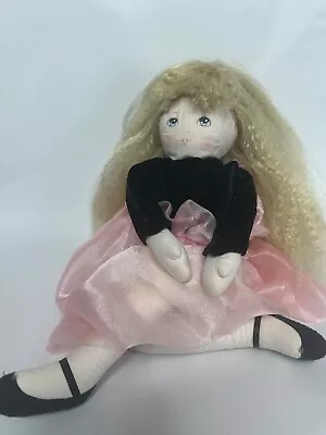 Vintage Mundia Paris Madmoiselle Cecile Cloth Doll  24  • $30