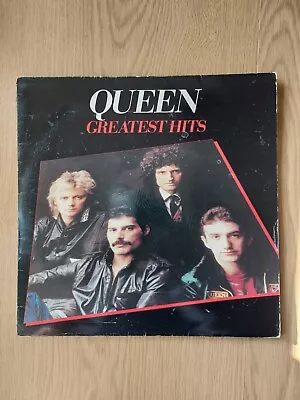 Queen = Greatest Hits Vinyl LP (EMTV30) 1981 UK • £4.99