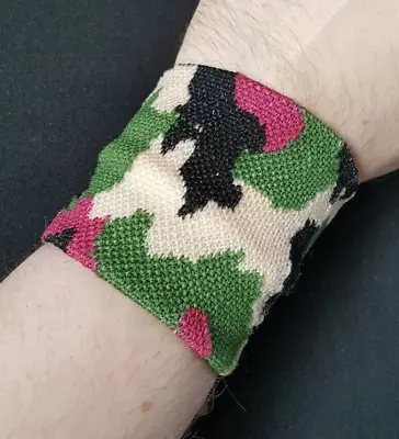 Mens Army Camouflage Wrist Band Cuff Camo Bracelet Gym Sweat Boys Gift • £4.25