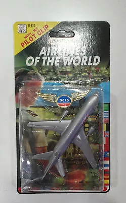 MATCHBOX 1992 Blister AIRLINES OF THE WORLD AMERICAN Pilot CLIP SB820 UNOPENED  • $22