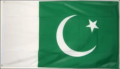 PAKISTAN FLAG 18  X 12  For Boats Treehouses Caravans Boat Caravan PAKISTANI • £3.99