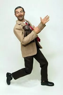 Mr. Bean's Holiday Mr. Bean 1/6th A Set Figure New   In Stock • $199.99