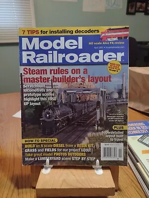 Model Railroader Magazine: April 2007. (RRR25).  • $1.75