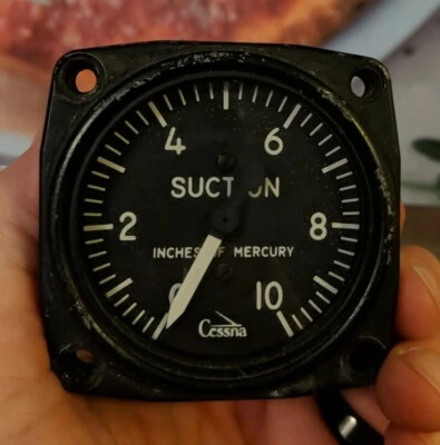 $100 • Buy Cessna Vacuum/ Suction Gauge 51414-1 Working Fine When Removed