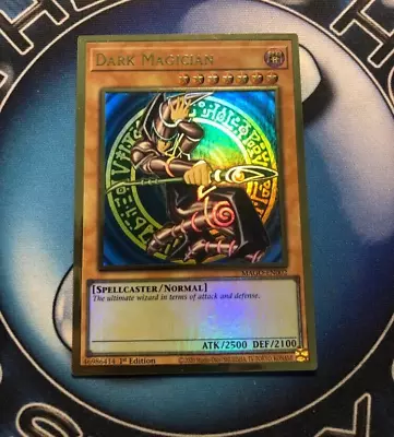 *** Dark Magician *** Maximum Gold Rare 1st Edition Mago-en002 Yugioh! • $11.95