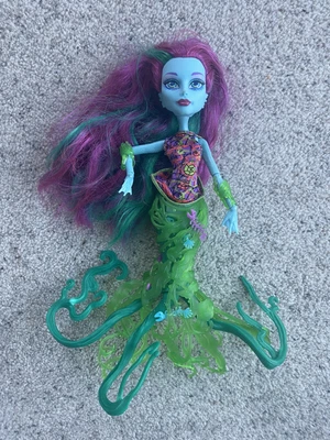 £10 • Buy Monster High Great Scarrier Reef Posea Reef - Collectable Doll With Clothes Toy