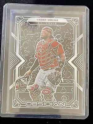 2022 Panini Chronicles Yadier Molina Obsidian #24-St. Louis Cardinals • $1.29