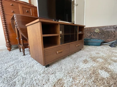 $100 • Buy TV & Cabinet