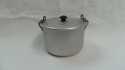 Retro Vintage Small Round Aluminium Lidded Camping Cook Pot For One Person • $14.95