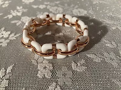 Vintage Stretch Bracelet White & Gold Tone 70s Resort Vacation Retro Jewelry • $5