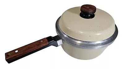 VTG KF Kitchen Fair Almond Cast Aluminum Sauce Pot Pan Lid 3.5 Qt Wooden Handle • $14.99