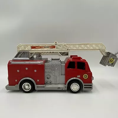 Mattel Matchbox Rescue M27 Fire Truck Mechanical Ladder • $15